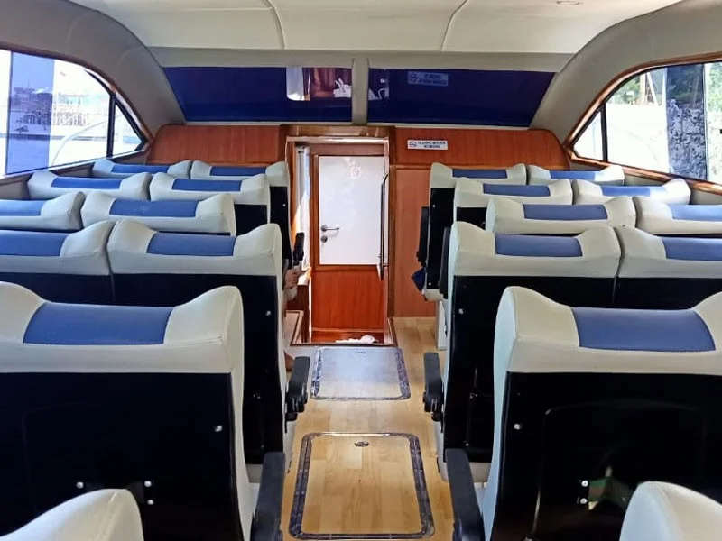 East Cruise Fast Boat - Luxury Phinisi Komodo Charter 2026